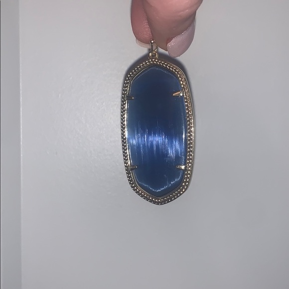 Kendra Scott Earrings - Picture 3 of 3